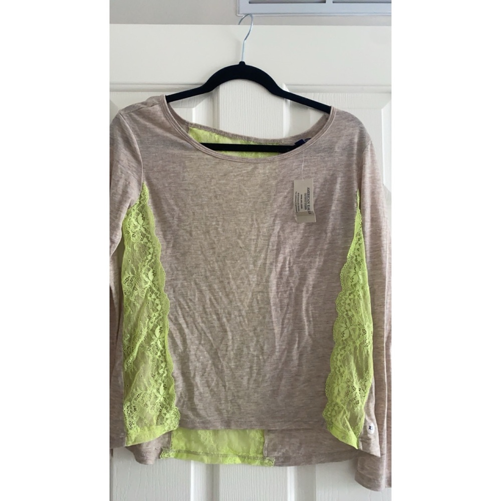 Casual shirt with lace